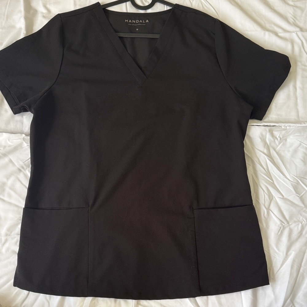 Mandala Women's Black V-Neck Scrub Top